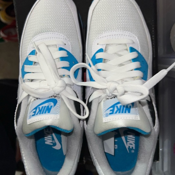 EUC Nike Air Max 90 Laser Blue Men’s 7.5 - Picture 2 of 3